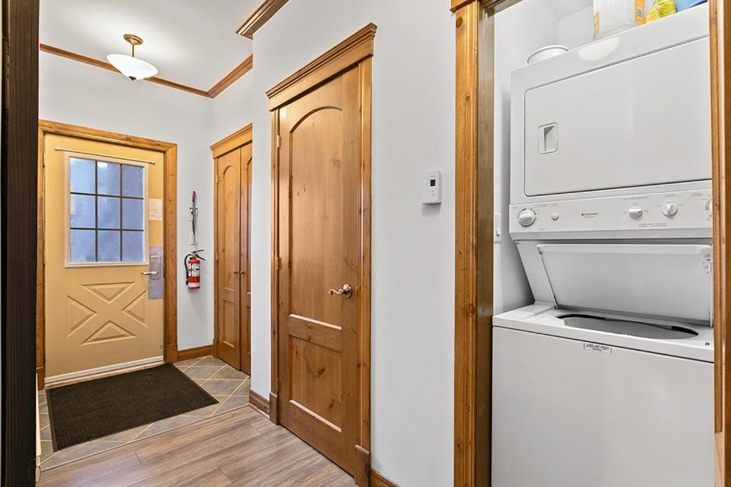 Apartmán Le Manoir 106-7 By Escapades Tremblant Mont-Tremblant Exteriér fotografie